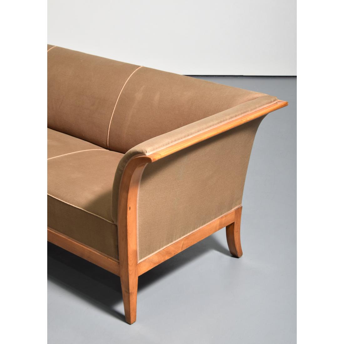 Frits Henningsen Sofa - Image 8